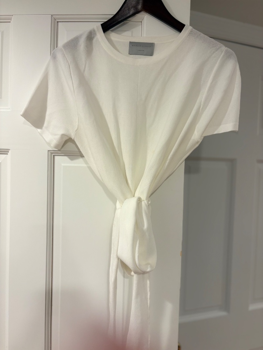 Modern Citizen Jude wrap top M EUC - Picture 2 of 2